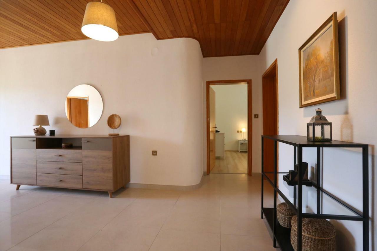 Apartament House Pauline Labin  Zewnętrze zdjęcie